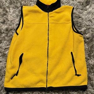 YELLOW VEST